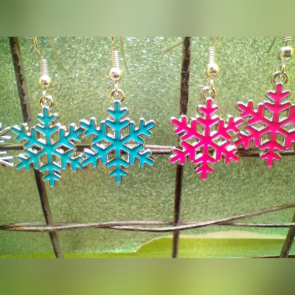 Snowflake earrings - Picture 4 of 7